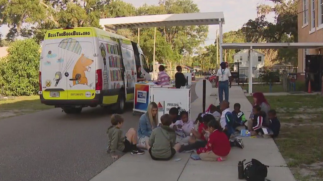 South Tampa mother organizes book drive for school
